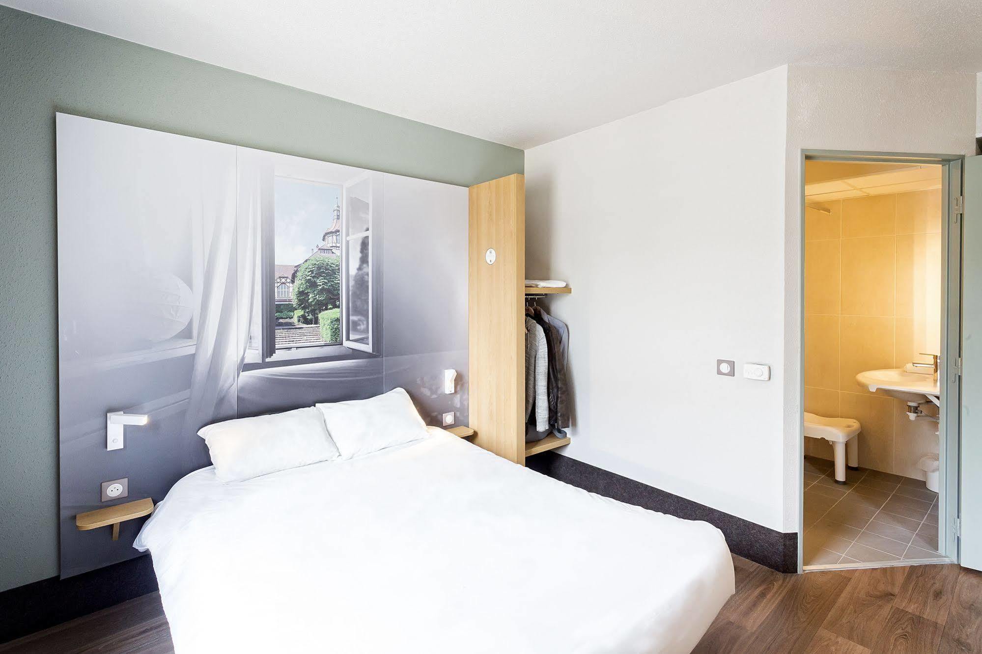 B&B Hôtel Angers 2 Université Beaucouzé Exterior foto